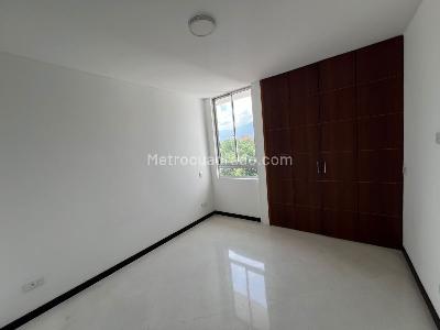 Apartamento de 3 alcobas en venta en Laureles, Medellín, 92 m² · foto 14 de 16