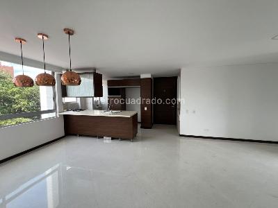 Apartamento de 3 alcobas en venta en Laureles, Medellín, 92 m² · foto 4 de 16