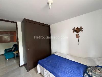 Apartamento de 2 alcobas en venta en Los Colores, Medellín, 101 m² · foto 11 de 14