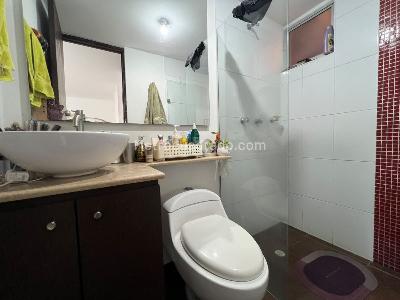 Apartamento de 2 alcobas en venta en Los Colores, Medellín, 101 m² · foto 12 de 14