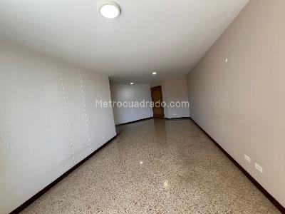 Apartamento de 3 alcobas en venta en Laureles, Medellín, 118 m² · foto 5 de 20