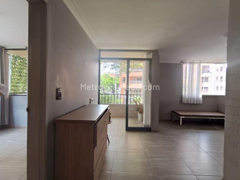 1BR Apartment in Conquistadores (60 m²) - 3