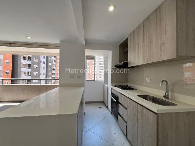 Apartamento de 3 alcobas en venta en Robledo San German, Medellín, 70 m² · foto 14 de 20