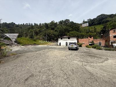 Casa lote en Arriendo, Envigado El Salado, Envigado