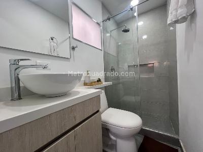 Apartamento de 1 alcoba en arriendo en Los Alpes, Medellín, 40 m² · foto 8 de 8
