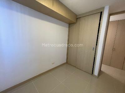 Apartamento de 2 alcobas en arriendo en Loma Del Indio, Medellín, 68 m² · foto 7 de 10