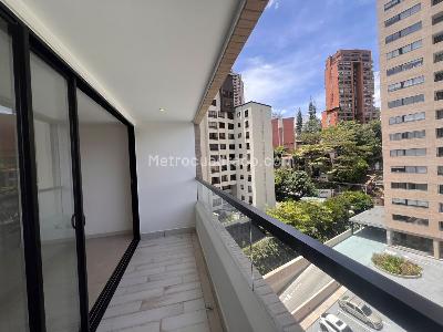 Apartamento de 3 alcobas en arriendo en El Poblado Castropol, Medellín, 90 m² · foto 7 de 20