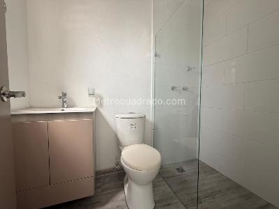 Apartamento de 3 alcobas en arriendo en Medellin Belen La Palma, Medellín, 93 m² · foto 13 de 16