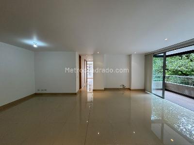 Apartamento en venta en Castropol, Medellín · foto 4 de 17
