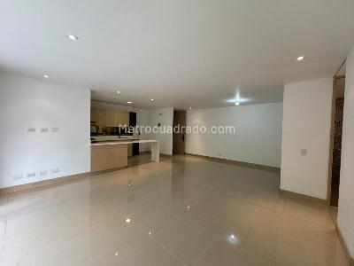 Apartamento en venta en Castropol, Medellín · foto 5 de 17