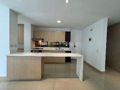 Apartamento en venta en Castropol, Medellín · foto 8 de 17