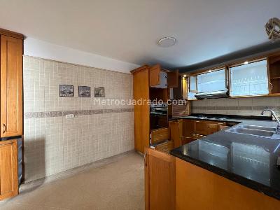 Casa de 3 alcobas en venta en La Castellana, Medellín, 150 m² · foto 6 de 19