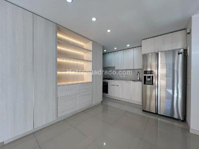 Apartamento de 3 alcobas en arriendo en Poblado Ciudad Del Rio, Medellín, 85 m² · foto 6 de 17