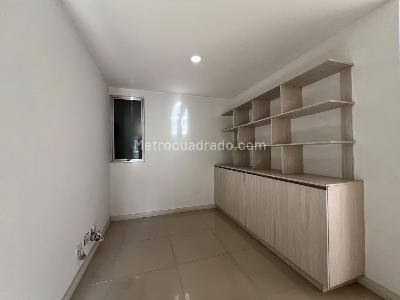 Apartamento de 3 alcobas en arriendo en Poblado Ciudad Del Rio, Medellín, 85 m² · foto 9 de 17