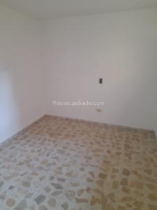 Casa de 5 alcobas en arriendo en Laureles La Castellana, Medellín, 300 m² · foto 12 de 20