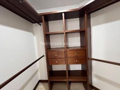 Apartamento de 3 alcobas en arriendo en Laureles Las Acacias, Medellín, 112 m² · foto 9 de 13