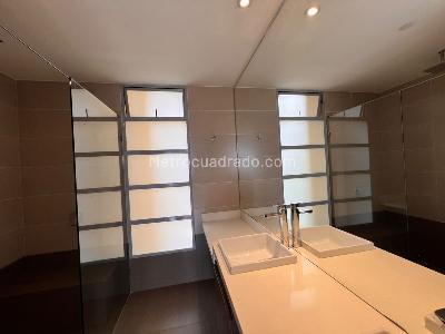 Apartamento en venta en El Poblado Castropol, Medellín · foto 18 de 20