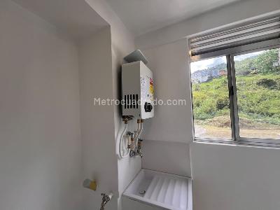 Apartamento en venta en Itagui Los Gomez, Itagüí · foto 13 de 15