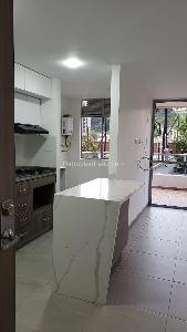 Apartamento de 3 alcobas en venta en Itagui Viviendas Del Sur, Itagüí, 69 m² · foto 2 de 11