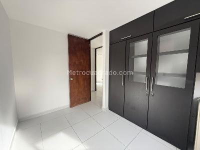 Apartamento de 3 alcobas en arriendo en Poblado Ciudad Del Rio, Medellín, 70 m² · foto 12 de 13