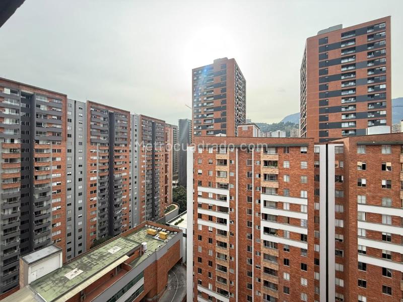 3BR Apartment in Poblado Ciudad Del Rio (70 m²)