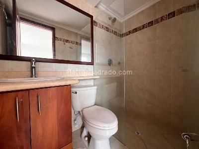 Apartamento de 3 alcobas en arriendo en Laureles Laureles, Medellín, 140 m² · foto 15 de 17