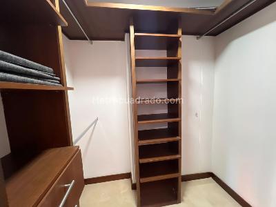 Apartamento de 3 alcobas en venta en Laureles Las Acacias, Medellín, 140 m² · foto 13 de 17