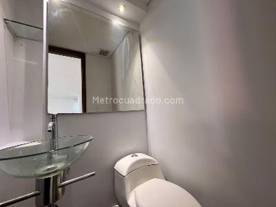 Apartamento de 3 alcobas en venta en Laureles Las Acacias, Medellín, 140 m² · foto 15 de 17