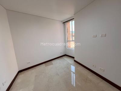 Apartamento de 3 alcobas en venta en Laureles Las Acacias, Medellín, 140 m² · foto 9 de 17