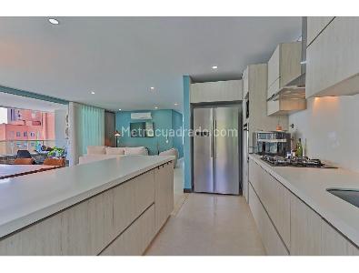 Apartamento de 3 alcobas en venta en El Poblado Castropol, Medellín, 164 m² · foto 4 de 20