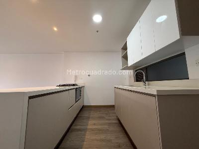 Apartamento de 1 alcoba en arriendo en El Poblado El Tesoro, Medellín, 97 m² · foto 7 de 13