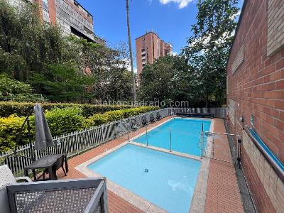 Apartamento de 3 alcobas en arriendo en El Poblado Castropol, Medellín, 103 m² · foto 15 de 16
