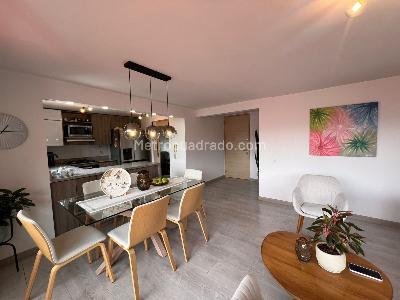 Apartamento de 3 alcobas en venta en Belen Loma De Los Bernal, Medellín, 98 m² · foto 6 de 20