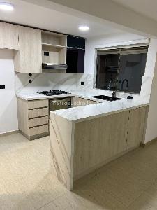 Apartamento de 3 alcobas en venta en Belen Loma De Los Bernal, Medellín, 90 m² · foto 2 de 10
