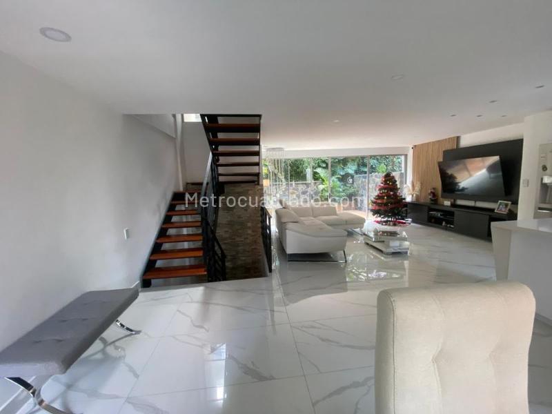 Casa en Arriendo, Poblado Medellin, Medellín