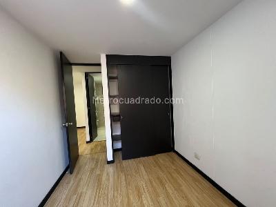 Apartamento de 3 alcobas en venta en Poblado Ciudad Del Rio, Medellín, 85 m² · foto 11 de 17