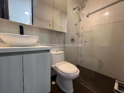 Apartamento de 3 alcobas en arriendo en Poblado Los Balsos, Medellín, 117 m² · foto 16 de 20