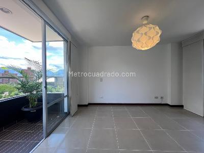 Apartamento de 3 alcobas en arriendo en Poblado Los Balsos, Medellín, 117 m² · foto 20 de 20