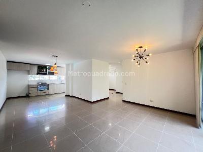 Apartamento de 3 alcobas en arriendo en Poblado Los Balsos, Medellín, 117 m² · foto 5 de 20
