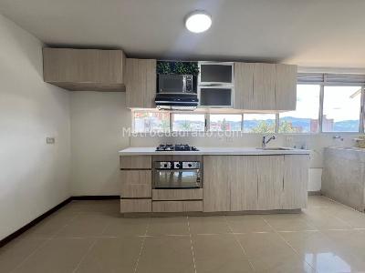 Apartamento de 3 alcobas en arriendo en Poblado Los Balsos, Medellín, 117 m² · foto 9 de 20