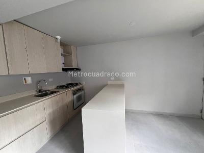 Apartamento en venta en Itagui Los Gomez, Itagüí · foto 3 de 7