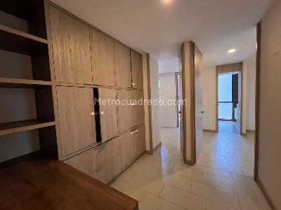 Apartamento de 3 alcobas en venta en Laureles Laureles, Medellín, 100 m² · foto 6 de 19