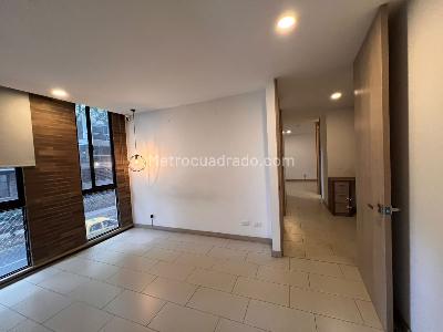 Apartamento de 3 alcobas en venta en Laureles Laureles, Medellín, 100 m² · foto 13 de 19