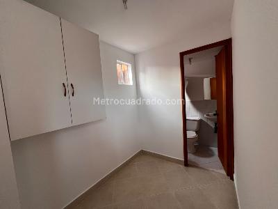 Apartamento de 3 alcobas en venta en Laureles Laureles, Medellín, 181 m² · foto 11 de 20