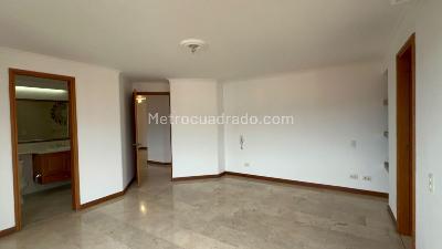 Apartamento de 3 alcobas en venta en Laureles Laureles, Medellín, 181 m² · foto 5 de 20