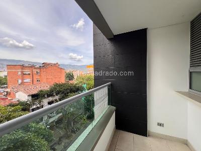 Apartamento de 2 alcobas en arriendo en Laureles Laureles, Medellín, 70 m² · foto 5 de 14