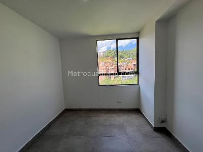 Apartamento en venta en Belen Loma De Los Bernal, Medellín · foto 10 de 16