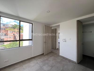 Apartamento en venta en Belen Loma De Los Bernal, Medellín · foto 9 de 16