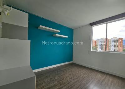 Apartamento en venta en Belen Loma De Los Bernal, Medellín · foto 12 de 19