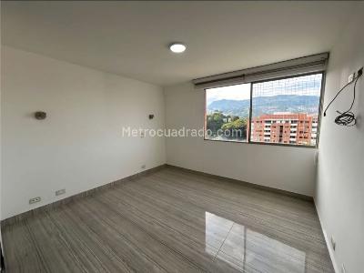 Apartamento de 3 alcobas en venta en Laureles Laureles, Medellín, 88 m² · foto 11 de 17